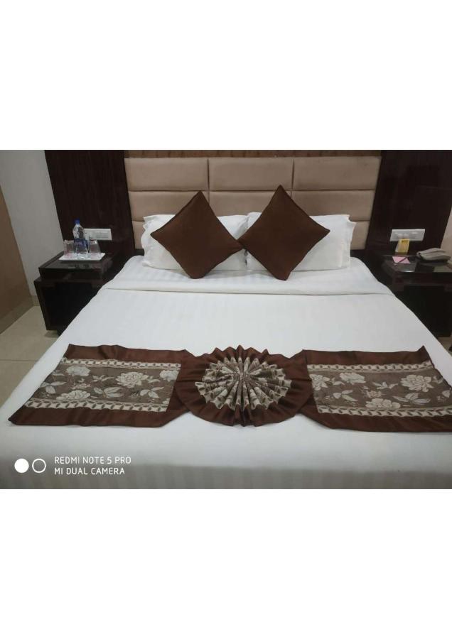 The Celestial Park, Bhopal Hotel Exterior photo